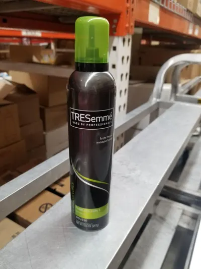 Flawless Curls Moisturizing Mousse