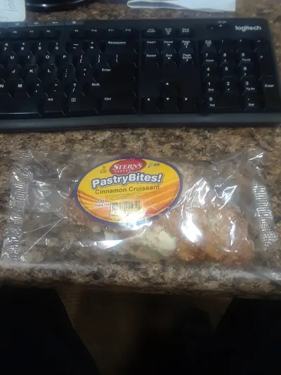 Pastry Bitess! Cinnamon Croissant