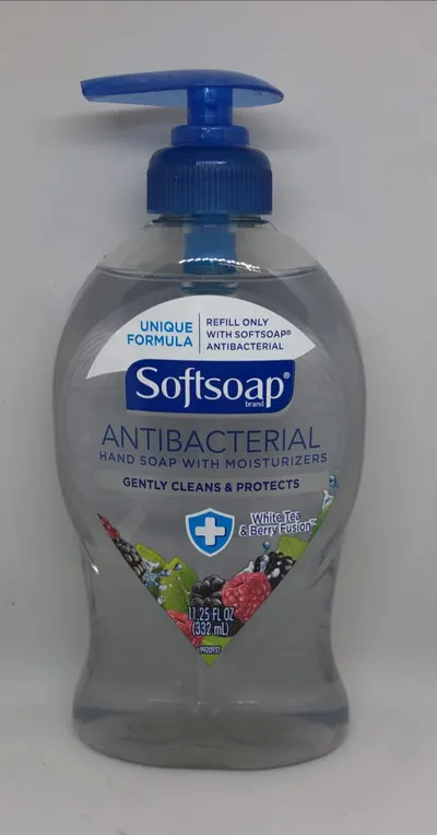 White Tea & Berry Antibacterial Hand Soap