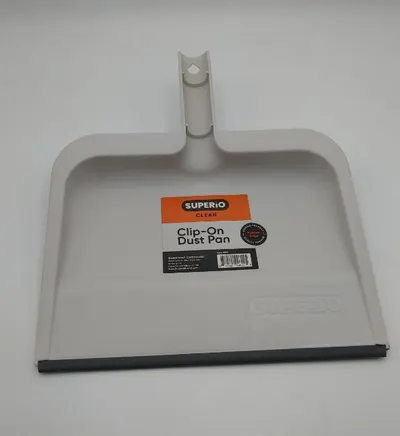 Clip On Dust Pan