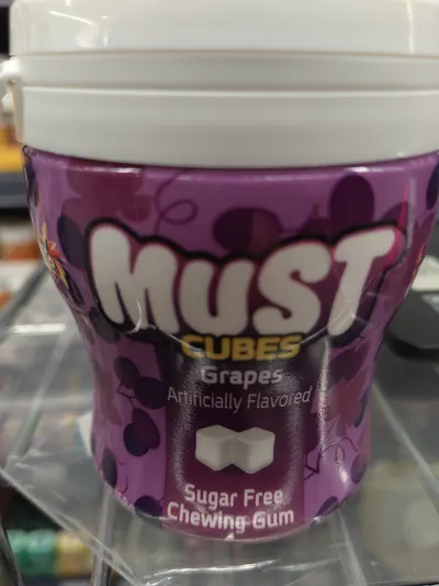 Must Cubes Grapes Flavored Chewing Gum