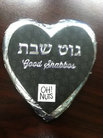 Good Shabbos Chocolate Heart