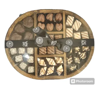 Chocolate Oval Tray 7 Sections