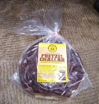 Sweet Medley Pretzel Challah