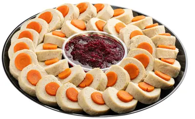 Gefilte Fish Platter - Medium (30 Slice)